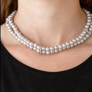 White Pearl Necklace, Bracelet and Earring Paparazzi Set
